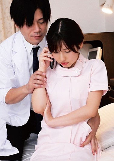 Nữ y tá Momo Sakura xinh đẹp